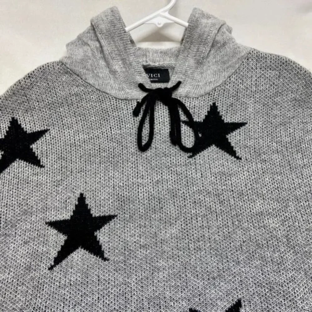 Vici Hooded Sweater Women's Small Gray Black Stars Knit Pullover‎ Nordstrom EUC